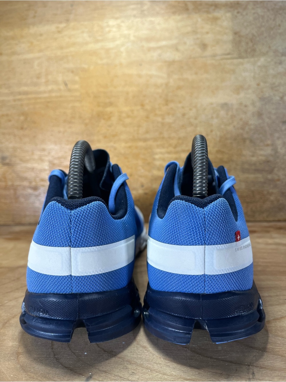 On CloudFlow 3.0 REFLECTIVE Womens Size 8 Running Shoes Sneakers Blue White - Picture 5 of 12